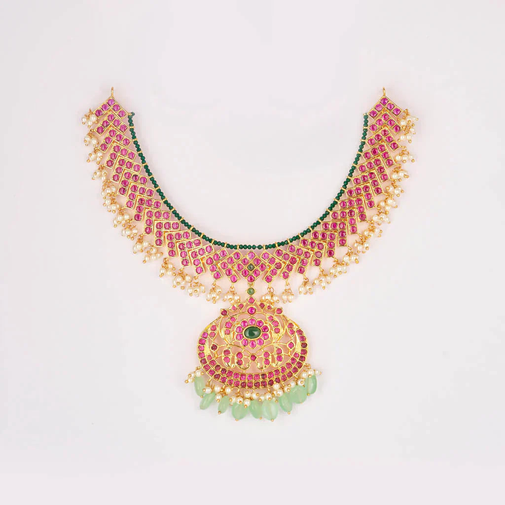 Ruby green matt gold B ring necklace