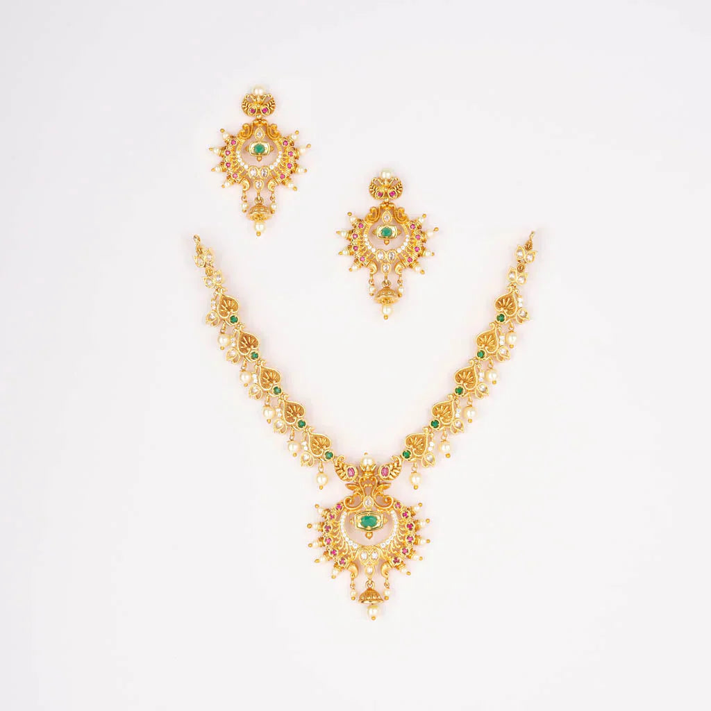 A.D gold classic pearl stone necklace set