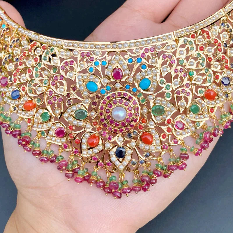 BEAUTIFUL AND INTRICATE NAVRATTAN CHOKER WITH STUDS