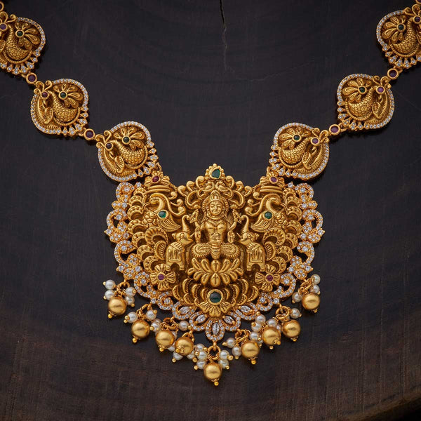 Necklace Set for Bridal Look in Elaborate Gold Plating and Motifs