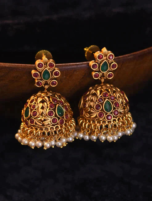 Red Gold Tone Temple Necklace Set with Pearls