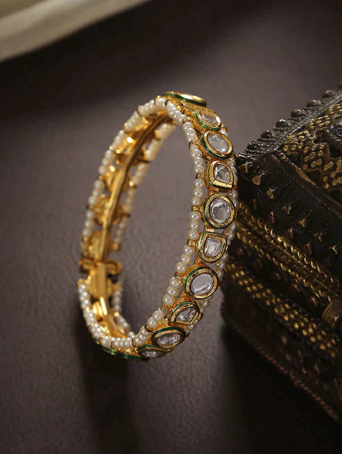 Green Gold Tone Kundan Bangle