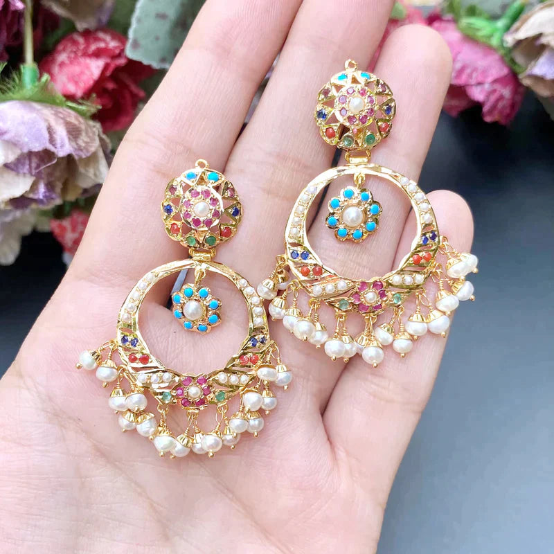 CLASSIC DELICATE AND EVERGREEN NAVRATTAN NECKLACE SET
