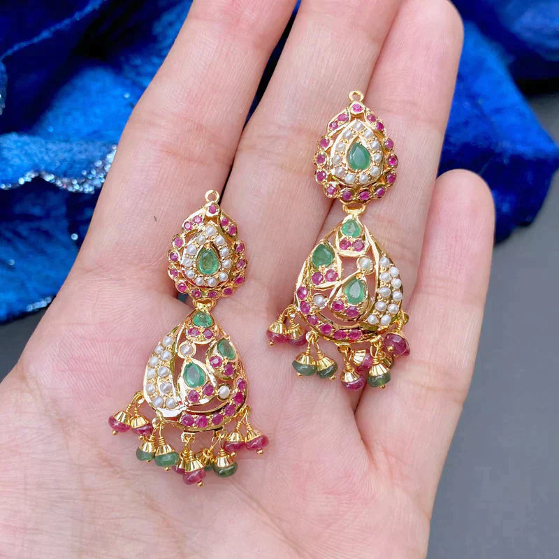 DELICATE MULTICOLOURED JADAU NECKLACE SET