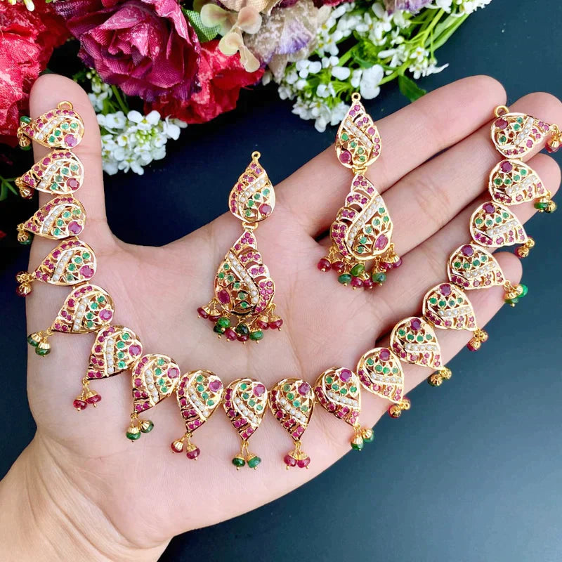 DELICATE MULTI COLOR NECKLACE SET