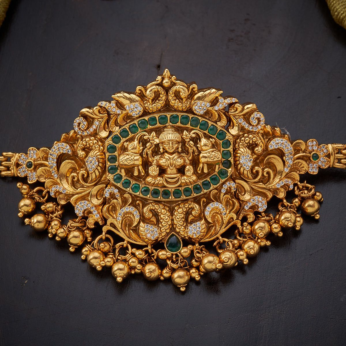 Choker Necklace Emballished With Stones