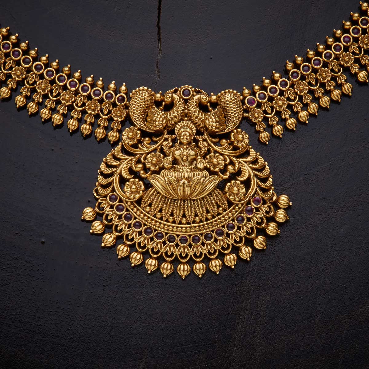 Gold-Plated Necklace Set With Intricate Stonework