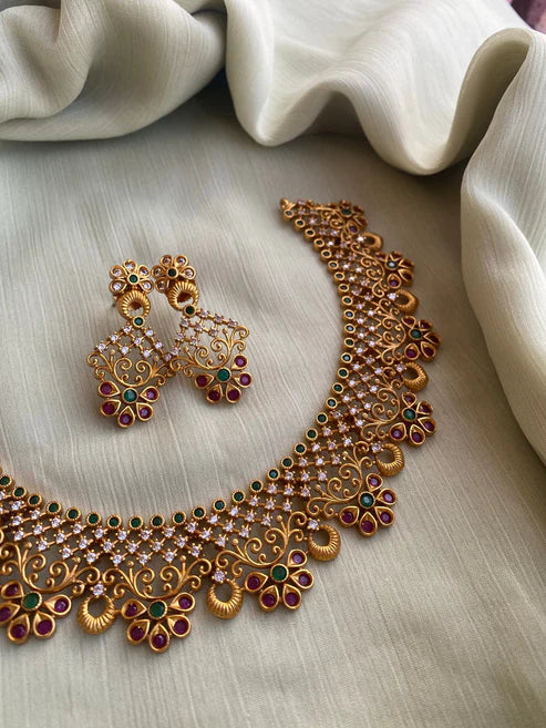 Flower Designed Necklace with earrings
