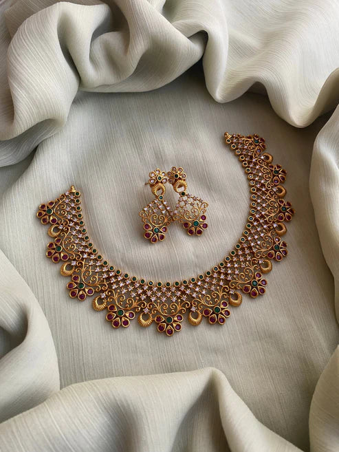 Flower Designed Necklace with earrings