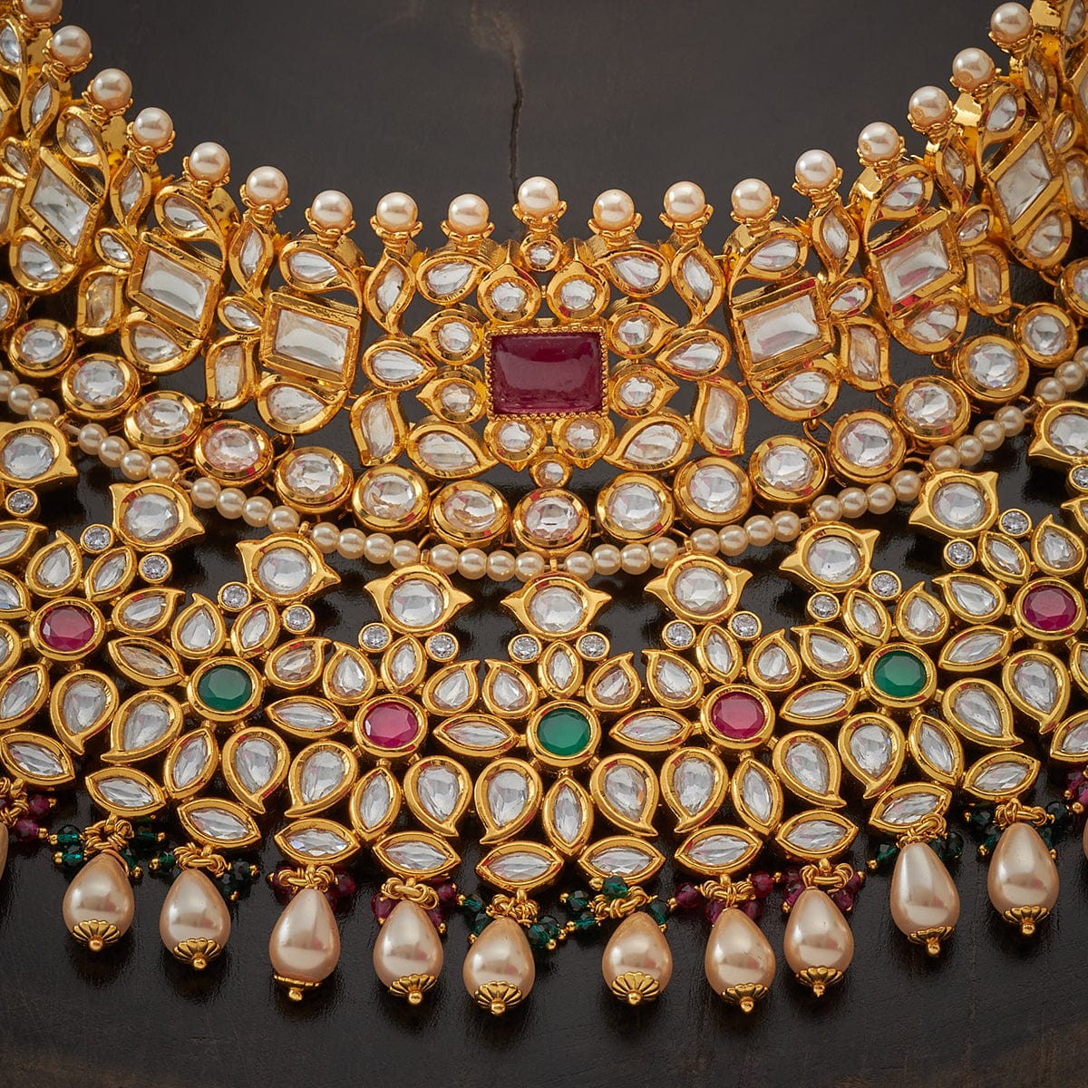 Kundan Stones Necklace Set